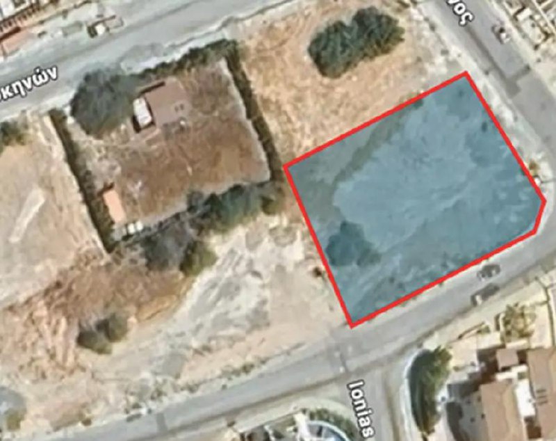 Участок в Лимасол